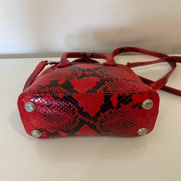 New BALENCIAGA logo Print  Python Leather mini bag Satchel Strap Handbag - Picture 9 of 14